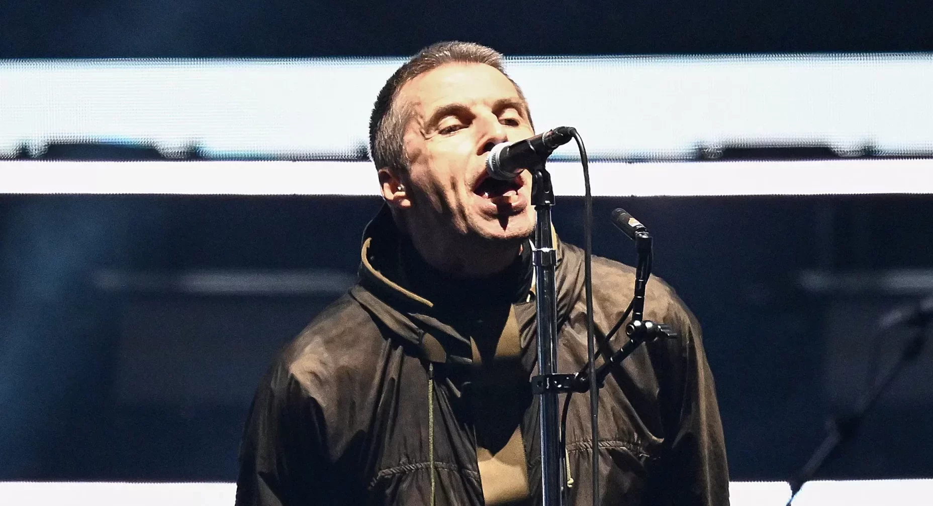 Oasis machen mit neuem Live-Teaser Lust auf Spanien